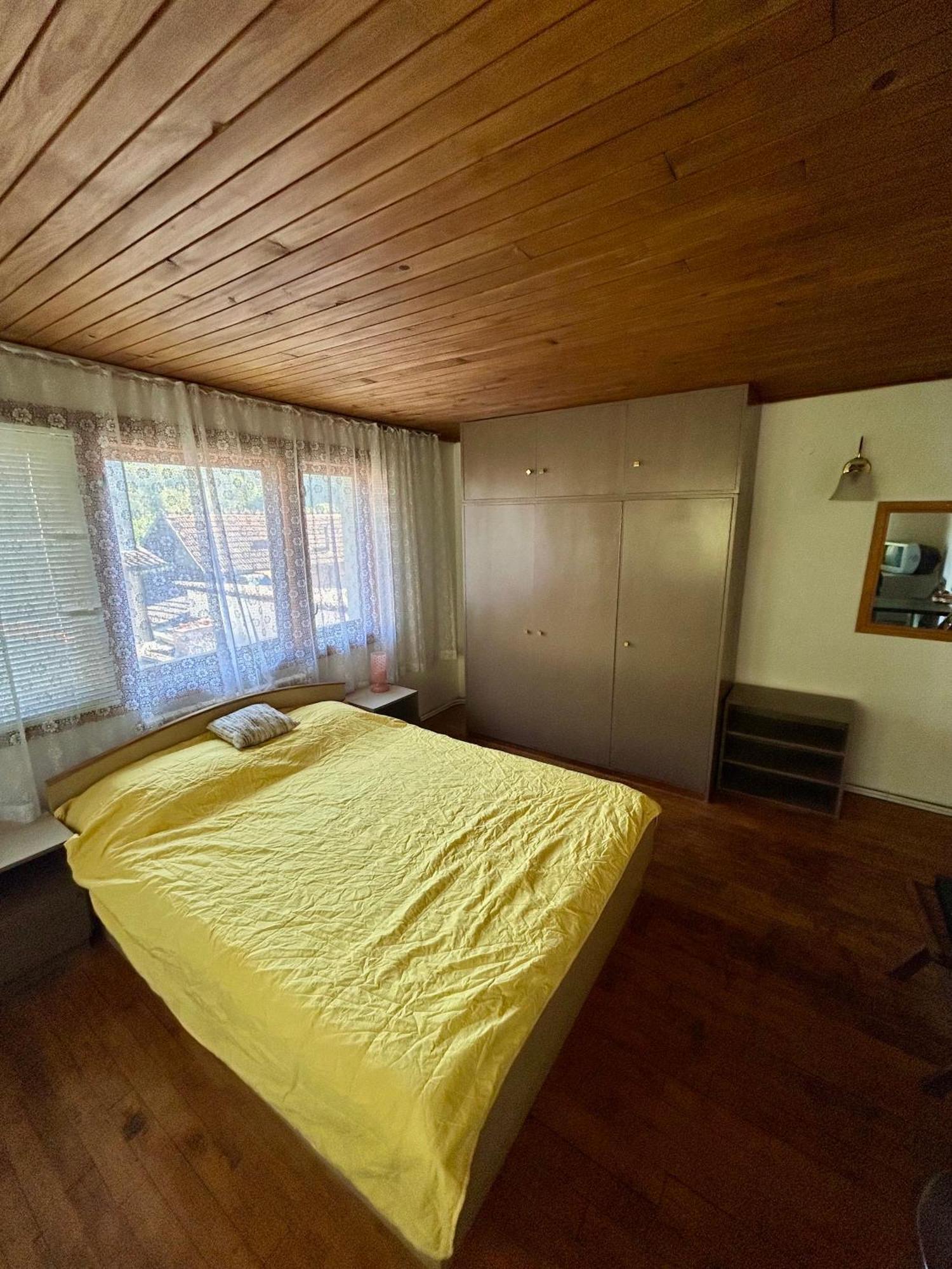 Luylyana Guesthouse Рибарица Экстерьер фото