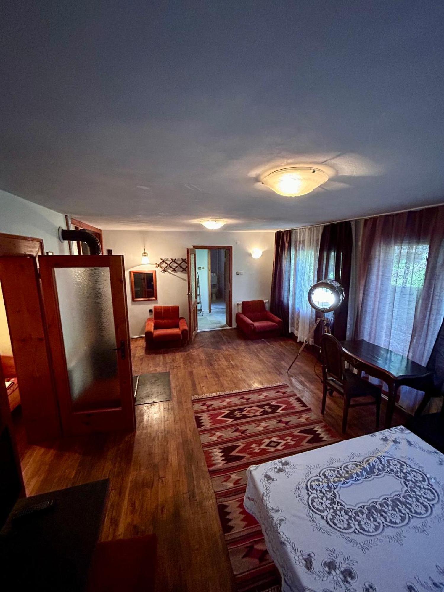 Luylyana Guesthouse Рибарица Экстерьер фото