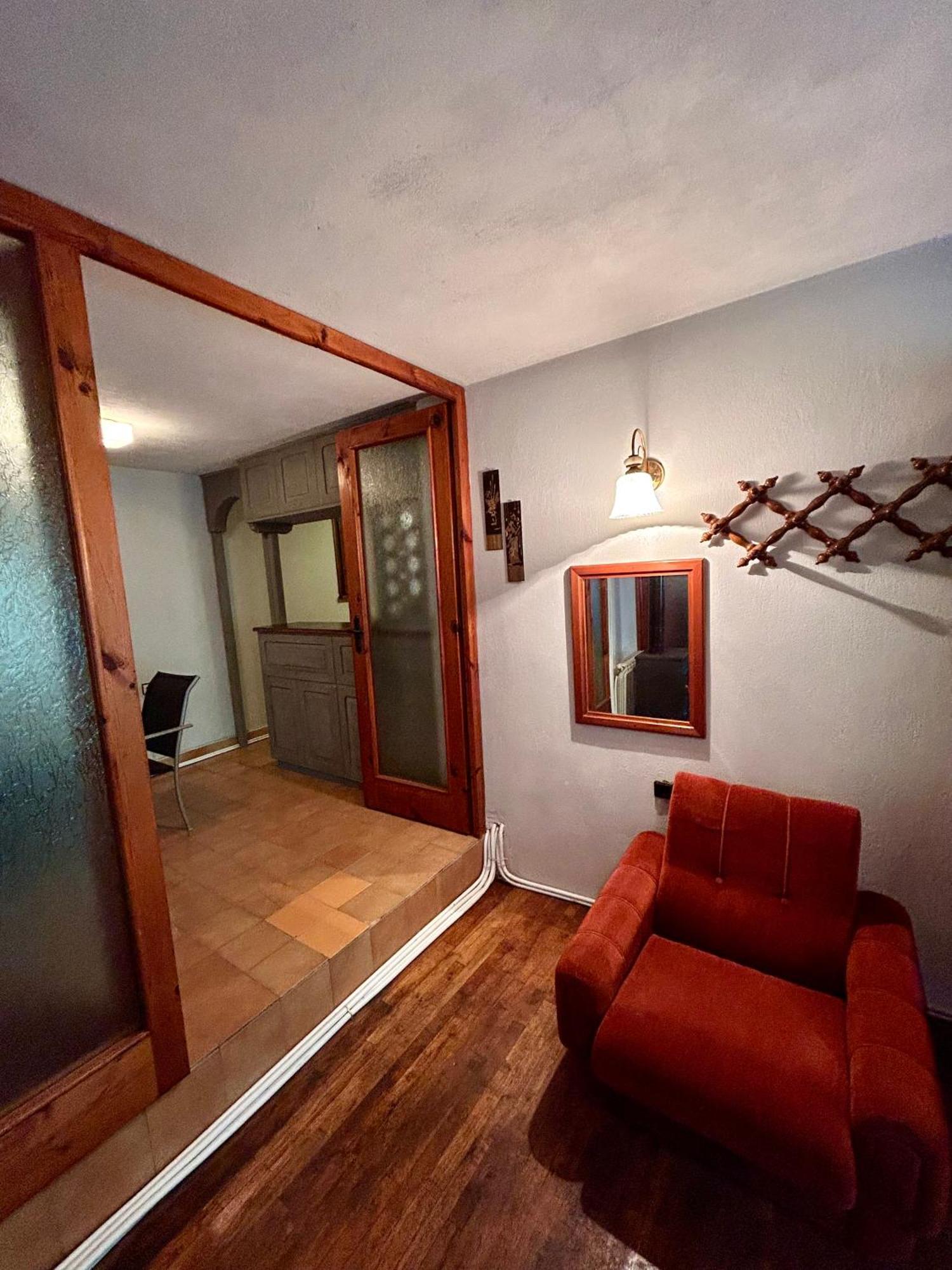 Luylyana Guesthouse Рибарица Экстерьер фото