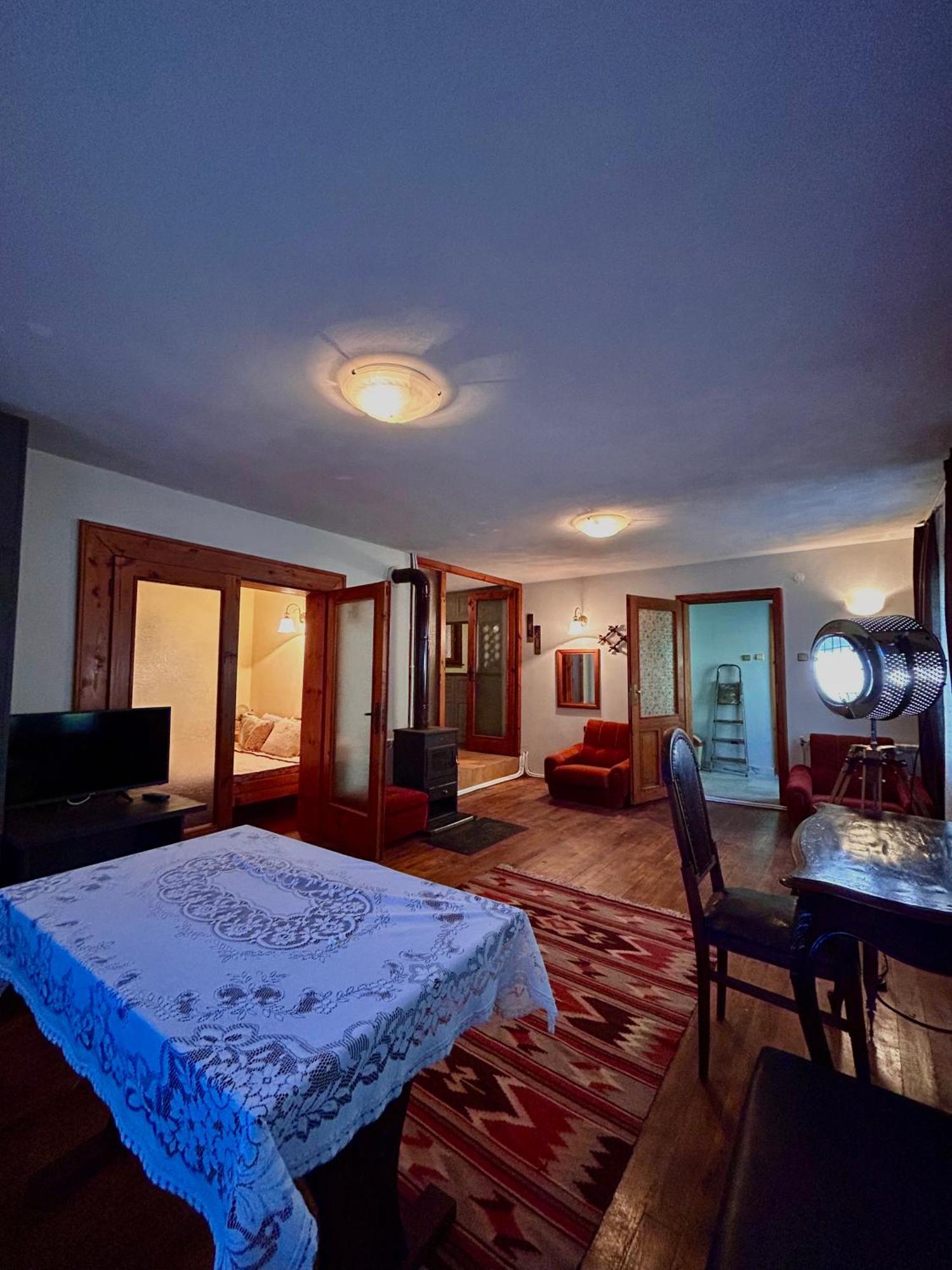 Luylyana Guesthouse Рибарица Экстерьер фото